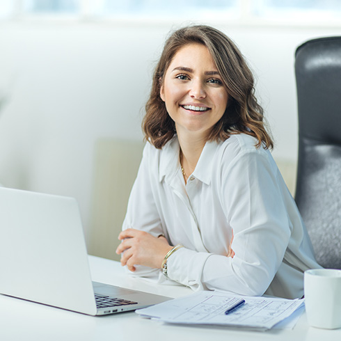 Careers woman at desk1 Careers woman at desk1